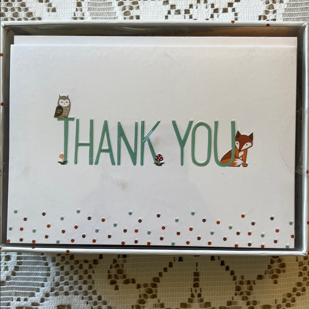 Woodland Friends Thank You Notes.
20 cards & 24 envelopes Peter Pauper Press